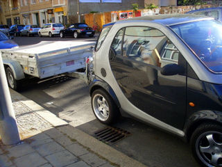 Smart mit Anhänger