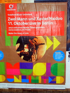 Vodafone Music Unlimited Poster: Zwei Mann und Xavier Naidoo