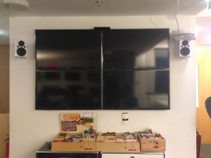 dapd Monitorwand mit Snackbox