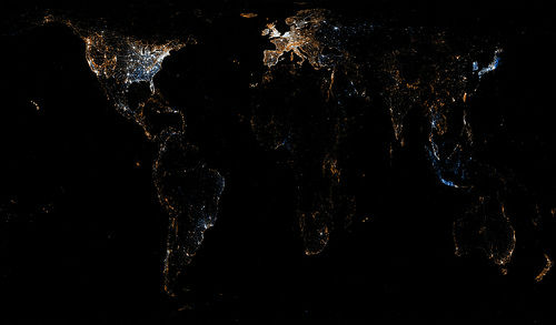 World map of Flickr and Twitter locations